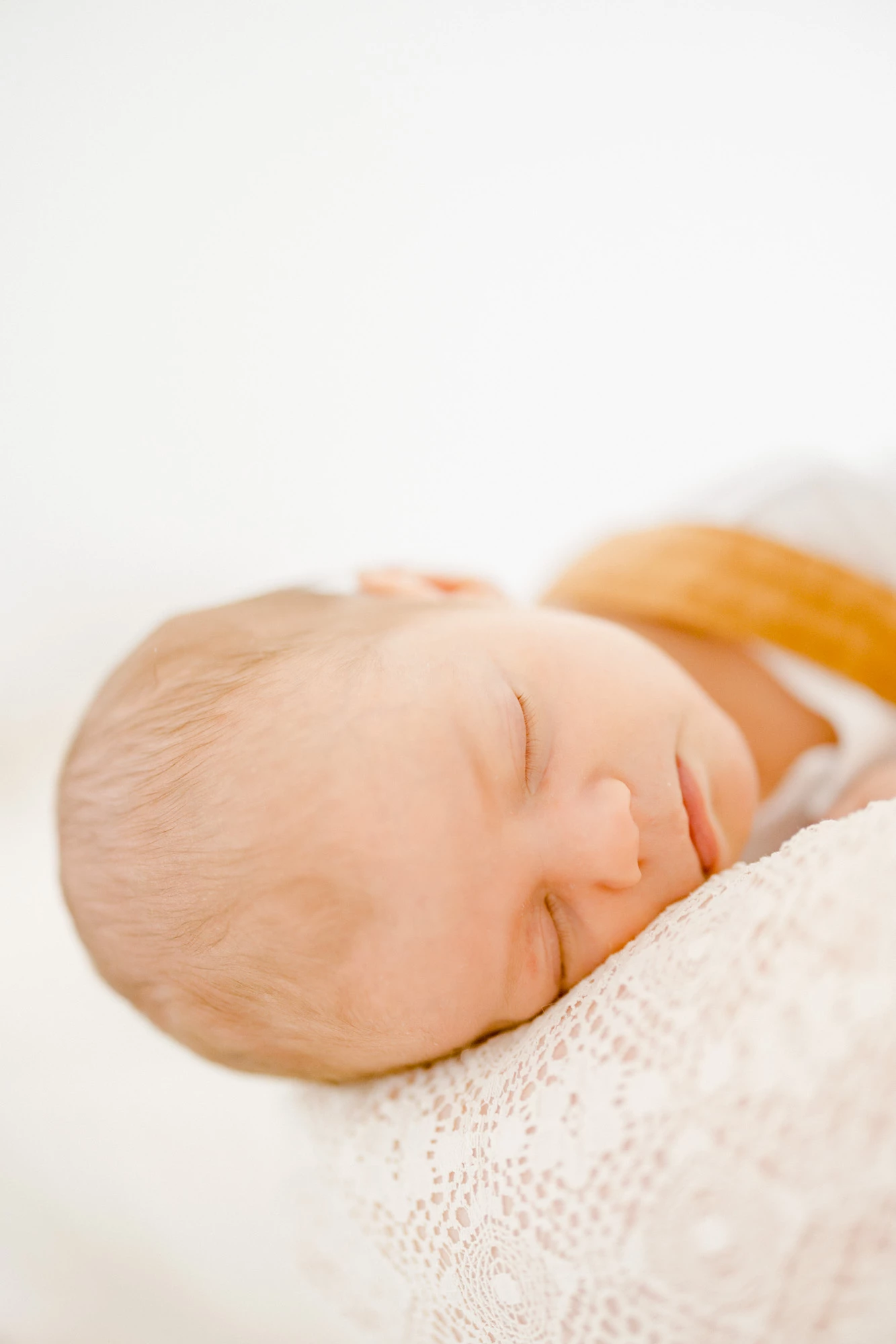 enfant beige rose gris orange